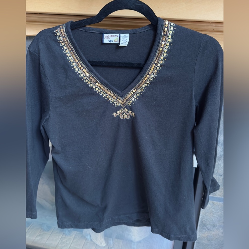 Caribbean Joe Black Metallic Embellished V-Neck Top Medium